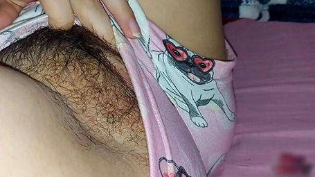 Vídeo de sexo sexo amador da minha prima mostrando a buceta pra mim